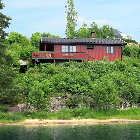 Midtholmen By Interhome Konsmo